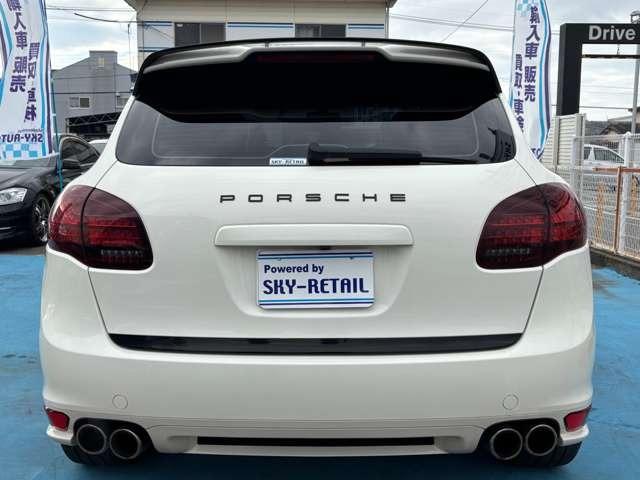 カイエン ベースグレード　３．６　ティプトロニックＳ　４ＷＤ　パワーバックドア・パドルシフト・シートヒーター・ナビ・パワーシート・Ｗエアコン・バックカメラ・ＤＩＳＣ・ＢＴ・フルセグＴＶ・ＥＴＣ（11枚目）