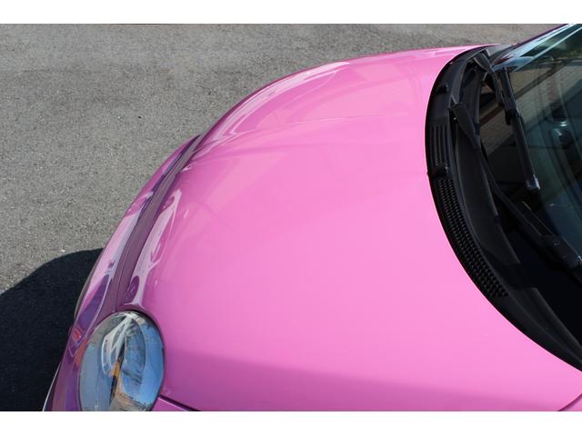 ５００ ピンク！　国内５０台限定車　正規ディーラー車　禁煙　社外ナビ　フルセグＴＶ　ＣＤ・ＤＶＤ再生　Ｂｌｕｅｔｏｏｔｈ接続　バックカメラ　電動サンルーフ　ＥＴＣ　ＫＯＮＩショック＆アイバッハサス　前後エンブレム新品（7枚目）