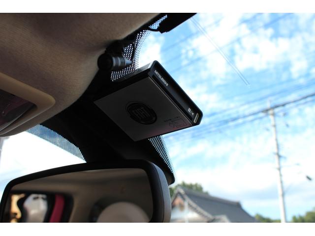 ５００ ピンク！　国内５０台限定車　正規ディーラー車　禁煙　社外ナビ　フルセグＴＶ　ＣＤ・ＤＶＤ再生　Ｂｌｕｅｔｏｏｔｈ接続　バックカメラ　電動サンルーフ　ＥＴＣ　ＫＯＮＩショック＆アイバッハサス　前後エンブレム新品（41枚目）