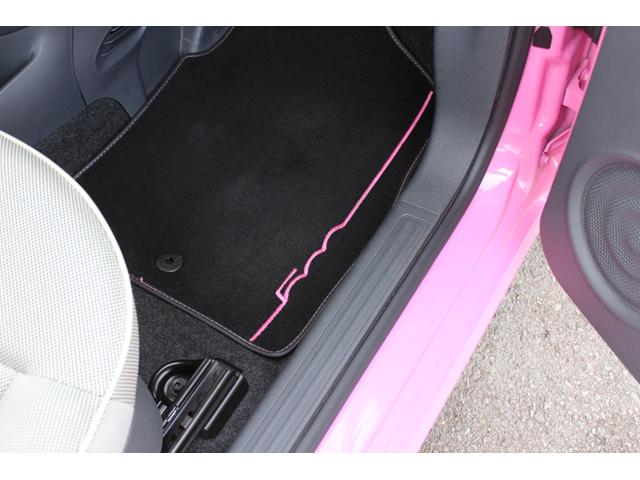 ５００ ピンク！　国内５０台限定車　正規ディーラー車　禁煙　社外ナビ　フルセグＴＶ　ＣＤ・ＤＶＤ再生　Ｂｌｕｅｔｏｏｔｈ接続　バックカメラ　電動サンルーフ　ＥＴＣ　ＫＯＮＩショック＆アイバッハサス　前後エンブレム新品（44枚目）