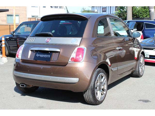 500 バイ ディーゼル 国内150台限定DIESELコラボモデル 正規ディーラー車 禁煙 社外ナビ バックカメラ フルセグTV CD・DVD再生 Bluetooth接続 ETC ガラスルーフ 専用デニム風シート USB電源(3枚目)