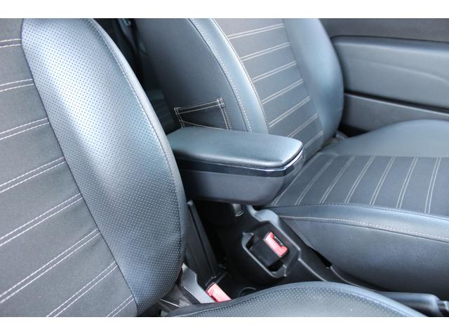 500 バイ ディーゼル 国内150台限定DIESELコラボモデル 正規ディーラー車 禁煙 社外ナビ バックカメラ フルセグTV CD・DVD再生 Bluetooth接続 ETC ガラスルーフ 専用デニム風シート USB電源(36枚目)