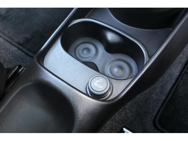 500 バイ ディーゼル 国内150台限定DIESELコラボモデル 正規ディーラー車 禁煙 社外ナビ バックカメラ フルセグTV CD・DVD再生 Bluetooth接続 ETC ガラスルーフ 専用デニム風シート USB電源(38枚目)