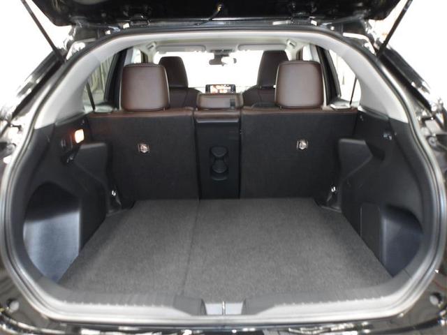 ヤリスクロス ハイブリッドＺ　インテリジェントキー　アルミホイル　ＬＥＤライト　１オ－ナ－　リアカメラ　クルーズコントロール　横滑り防止システム　ＴＶ　電動シ－ト　パワステ　オートエアコン　キーフリー　イモビライザ　ＥＴＣ付き（14枚目）