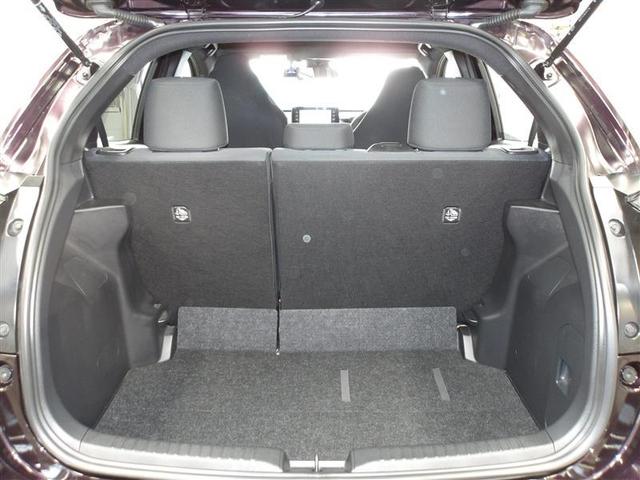 ヤリス Ｇ　バックモニタ－　誤発進抑制機能　ドライブレコーダ　スマートキー　盗難防止装置　ＬＥＤヘッドライト　横滑り防止機能　キーレス　ＥＴＣ　オートエアコン　メモリーナビ　ＡＢＳ　運転席エアバック　ＤＶＤ再生（14枚目）