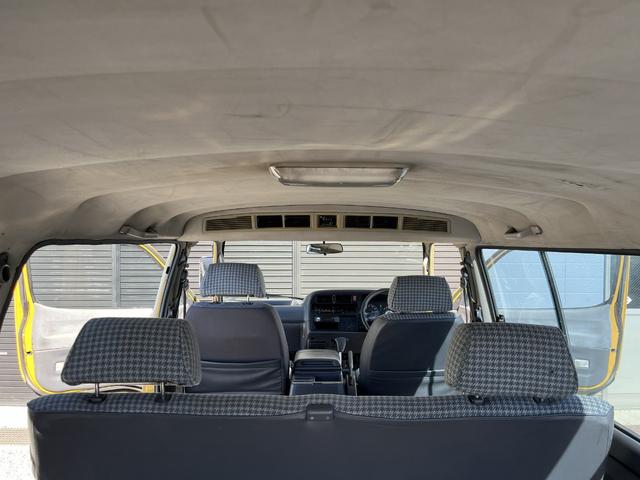 ハイエースバン (14枚目)