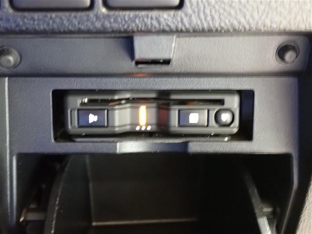 ヴェルファイア 2.5Z フルセグ メモリーナビ DVD再生 後席モニター バックカメラ 衝突被害軽減システム ETC 両側電動スライド LEDヘッドランプ 乗車定員8人 3列シート ワンオーナー 記録簿 アイドリングストップ(22枚目)