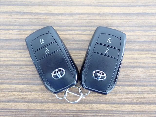 ヤリスクロス ハイブリッドＧ　フルセグ　バックカメラ　衝突被害軽減システム　ＥＴＣ　ワンオーナー　記録簿（28枚目）