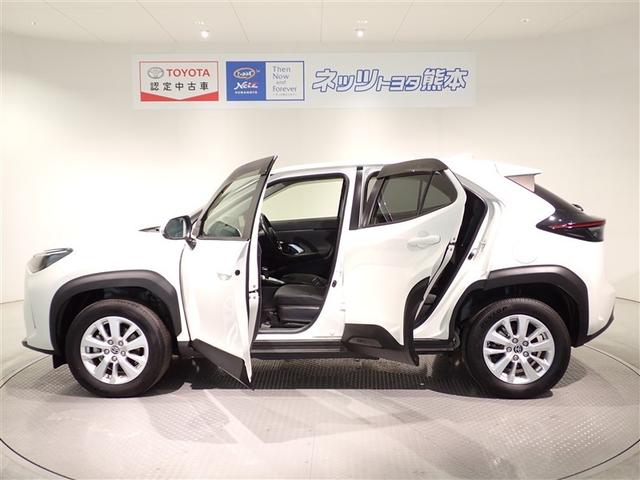 ヤリスクロス ハイブリッドＧ　フルセグ　メモリーナビ　バックカメラ　衝突被害軽減システム　ＥＴＣ　ＬＥＤヘッドランプ　ワンオーナー　記録簿（4枚目）