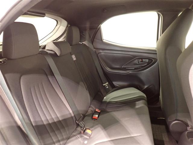 ヤリス Ｇ　フルセグ　メモリーナビ　バックカメラ　衝突被害軽減システム　ワンオーナー　記録簿（6枚目）