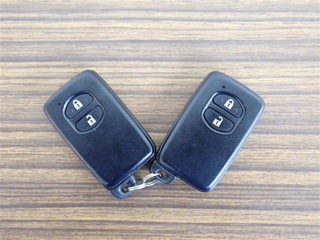 アクア アクア　フルセグ　メモリーナビ　ＤＶＤ再生　バックカメラ　ＥＴＣ　ＬＥＤヘッドランプ　ワンオーナー　記録簿（24枚目）