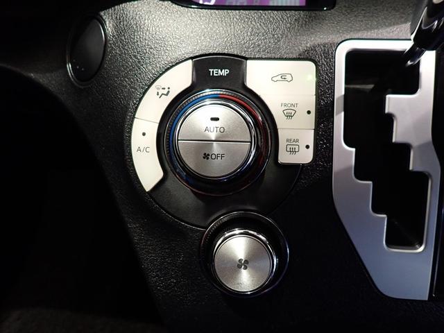 シエンタ ファンベースＧ　フルセグ　メモリーナビ　ＤＶＤ再生　バックカメラ　衝突被害軽減システム　ＥＴＣ　両側電動スライド　ウオークスルー　記録簿　アイドリングストップ（13枚目）