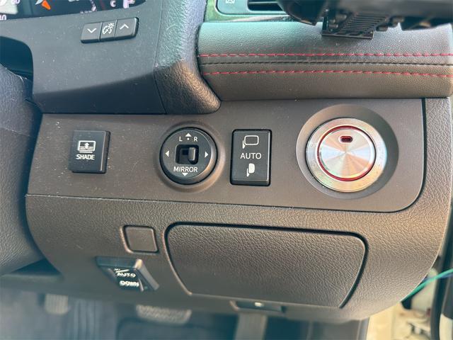 クラウン ２．５アスリート　プレミアムエディション　ＥＴＣ　オートクルーズコントロール　バックカメラ　ナビ　ＴＶ　アルミホイール　ＨＩＤ　ＡＴ　シートヒーター　シートエアコン　スマートキー　電動格納ミラー　盗難防止システム　パワーシート　革シート　ＣＤ（10枚目）