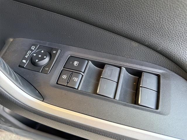 ＲＡＶ４ アドベンチャー　４ＷＤ　全周囲カメラ　クリアランスソナー　オートクルーズコントロール　レーンアシスト　パワーシート　衝突被害軽減システム　ナビ　ＴＶ　オートマチックハイビーム　オートライト　ＬＥＤヘッドランプ（12枚目）
