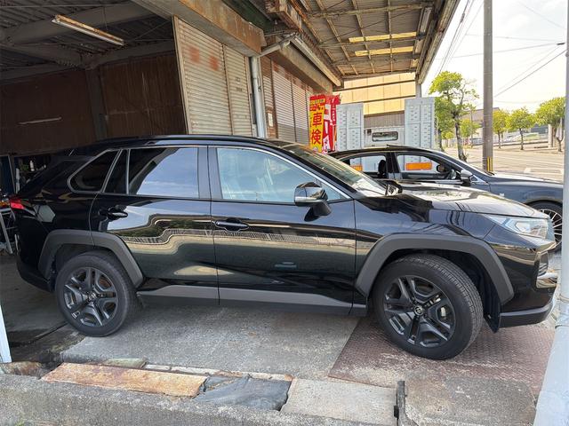 ＲＡＶ４ アドベンチャー　４ＷＤ　全周囲カメラ　クリアランスソナー　オートクルーズコントロール　レーンアシスト　パワーシート　衝突被害軽減システム　ナビ　ＴＶ　オートマチックハイビーム　オートライト　ＬＥＤヘッドランプ（15枚目）