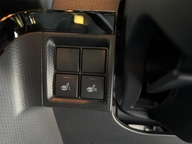 快適装備のシートヒーター付き。エアコンって前面しか当たらずに背中は冷え冷えなんて事もありますよね。快適に調整できますよ。