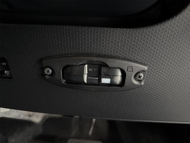 この度は当店のお車をご覧になっていただき、誠にありがとうございます。じっくり現車確認して頂けるよう、ご準備を致します!