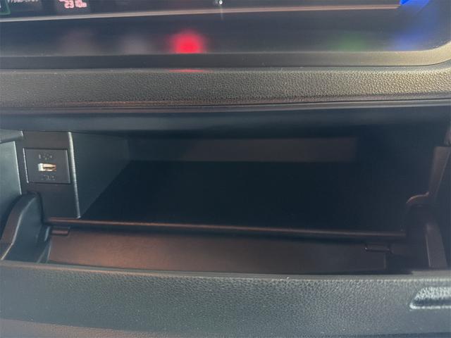 ご覧頂きまして誠に有難うございます!!是非ご来店して頂き、実際にご覧になって頂ければと思います。お客様からのご連絡をスタッフ一同、心よりお待ちしております