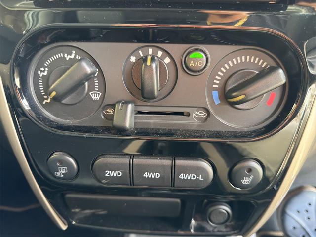 ジムニー ランドベンチャー 4WD バックカメラ ナビ TV キーレスエントリー 電動格納ミラー シートヒーター AT ABS ESC CD USB Bluetooth アルミホイール 衝突安全ボディ エアコン(8枚目)
