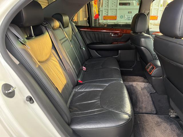 セルシオ eR仕様 ETC クリアランスソナー オートクルーズコントロール バックカメラ ナビ TV アルミホイール HID サンルーフ AT シートヒーター シートエアコン キーレスエントリー 電動格納ミラー(44枚目)