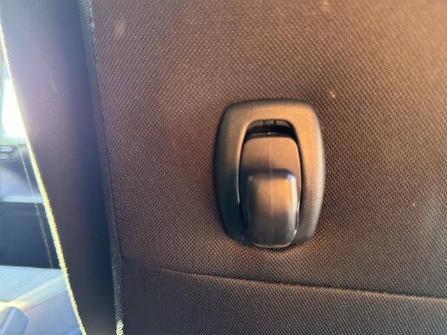 ヴォクシー ZS 煌 ETC バックカメラ ナビ TV オートクルーズコントロール レーンアシスト 衝突被害軽減システム 両側電動スライドドア オートマチックハイビーム オートライト LEDヘッドランプ スマートキー(39枚目)