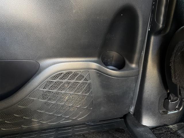 ヴォクシー ZS 煌 ETC バックカメラ ナビ TV オートクルーズコントロール レーンアシスト 衝突被害軽減システム 両側電動スライドドア オートマチックハイビーム オートライト LEDヘッドランプ スマートキー(48枚目)