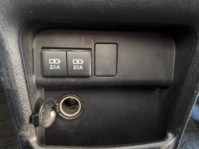 ヴォクシー ZS 煌 ETC バックカメラ ナビ TV オートクルーズコントロール レーンアシスト 衝突被害軽減システム 両側電動スライドドア オートマチックハイビーム オートライト LEDヘッドランプ スマートキー(65枚目)