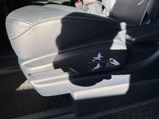 エスクァイア Gi ETCバックカメラ デカナビ デカ後席モニター クリアランスソナー オートクルーズコントロール レーンアシスト 衝突被害軽減システム 両側電動スライドドア オートマチックハイビーム LEDヘッドランプ(31枚目)