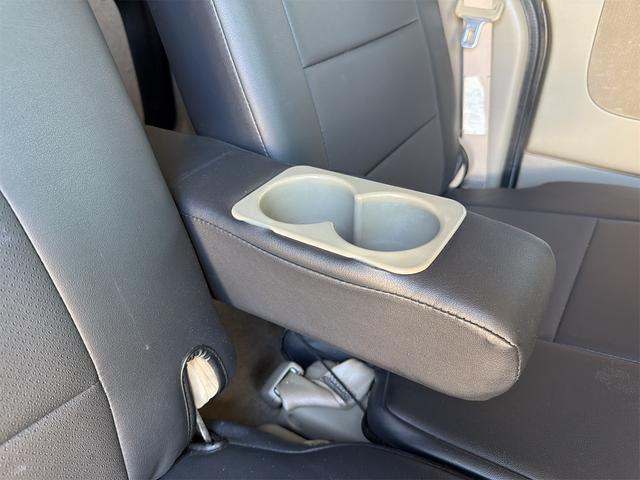 アトレーワゴン カスタムターボＲＳ　ＥＴＣ　バックカメラ　ナビ　ＴＶ　ＨＩＤ　キーレスエントリー　電動格納ミラー　ベンチシート　ＡＴ　盗難防止システム　ＡＢＳ　ＣＤ　Ｂｌｕｅｔｏｏｔｈ　アルミホイール　衝突安全ボディ　エアコン（30枚目）