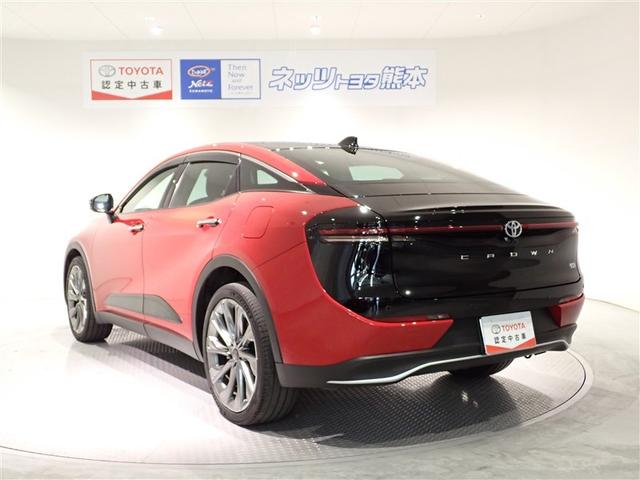 クラウンクロスオーバー Ｇアドバンスド・レザーパッケージ　４ＷＤ　フルセグ　バックカメラ　衝突被害軽減システム　ＥＴＣ　ＬＥＤヘッドランプ　ワンオーナー　記録簿（5枚目）