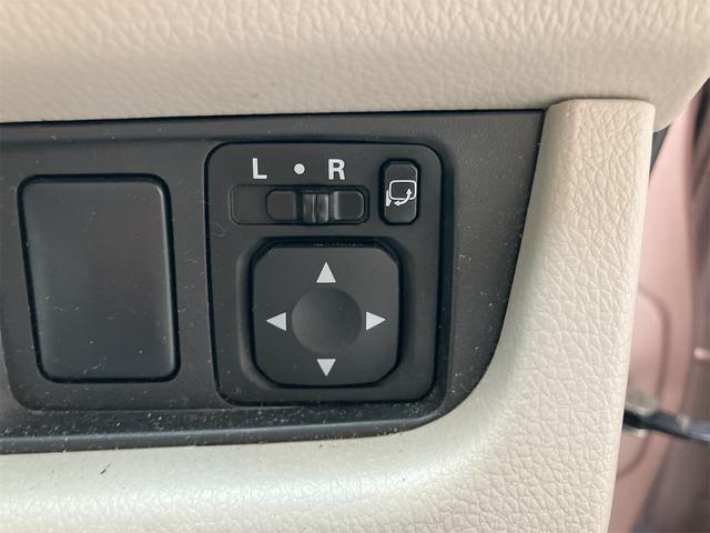 デイズ J 衝突被害軽減システム キーレスエントリー 電動格納ミラー ベンチシート CVT ABS ESC CD ミュージックプレイヤー接続可 衝突安全ボディ エアコン パワーステアリング パワーウィンドウ(10枚目)