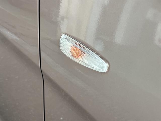 デイズ J 衝突被害軽減システム キーレスエントリー 電動格納ミラー ベンチシート CVT ABS ESC CD ミュージックプレイヤー接続可 衝突安全ボディ エアコン パワーステアリング パワーウィンドウ(27枚目)