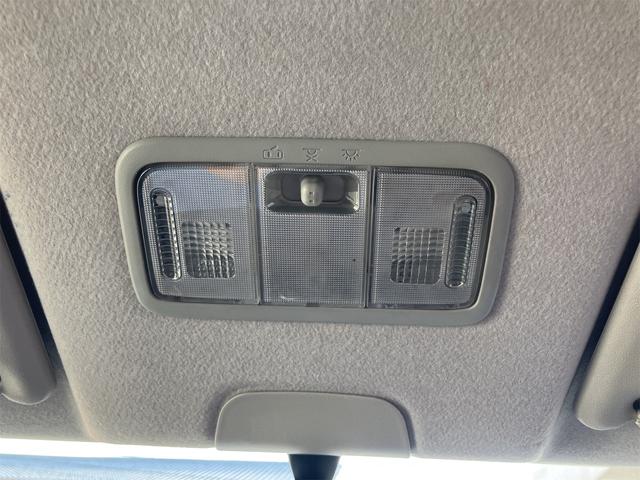 ムーヴ X スマートキー 電動格納ミラー ベンチシート AT 盗難防止システム ABS CD 衝突安全ボディ エアコン パワーステアリング パワーウィンドウ(42枚目)