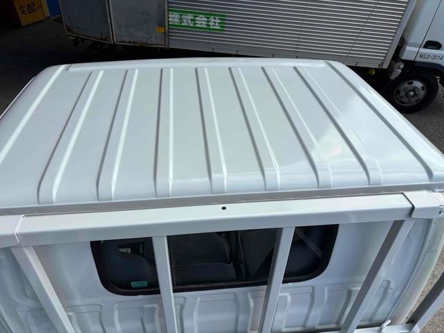 エルフトラック フラットロー 3トン4WDトラック 全塗装 荷台鉄板張り、4方ドア板交換済 三方開 MT 後輪ダブル パワステ アイドリングストップ 電動格納ミラー ABS エアコン パワーウィンドウ(7枚目)