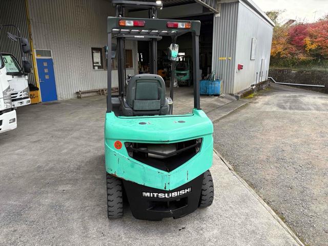 三菱 三菱ガソリンエンジンフォークリフト入荷!! 低稼働メーター870Hr 程度・調子OK!!Vマスト4m フォーク長:1520mm ガソリンエンジン/ダイレクトクラッチ車(4枚目)