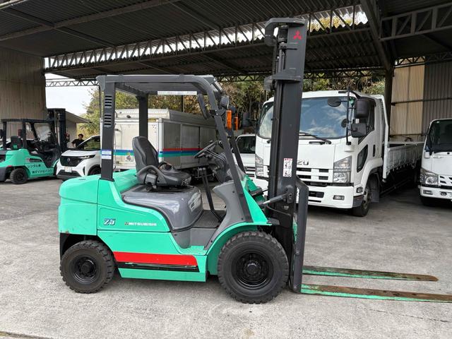 三菱 三菱ガソリンエンジンフォークリフト入荷!! 低稼働メーター870Hr 程度・調子OK!!Vマスト4m フォーク長:1520mm ガソリンエンジン/ダイレクトクラッチ車(7枚目)
