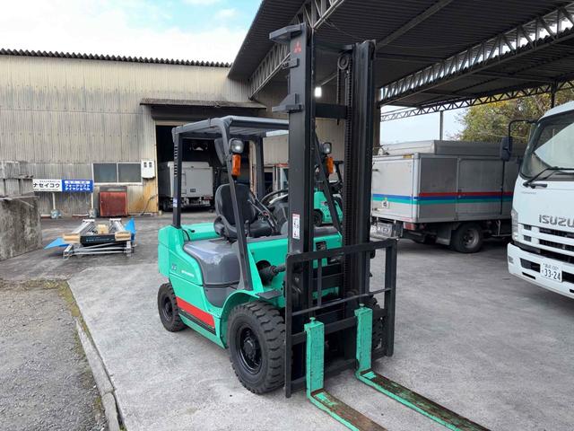 三菱 三菱ガソリンエンジンフォークリフト入荷!! 低稼働メーター870Hr 程度・調子OK!!Vマスト4m フォーク長:1520mm ガソリンエンジン/ダイレクトクラッチ車(9枚目)