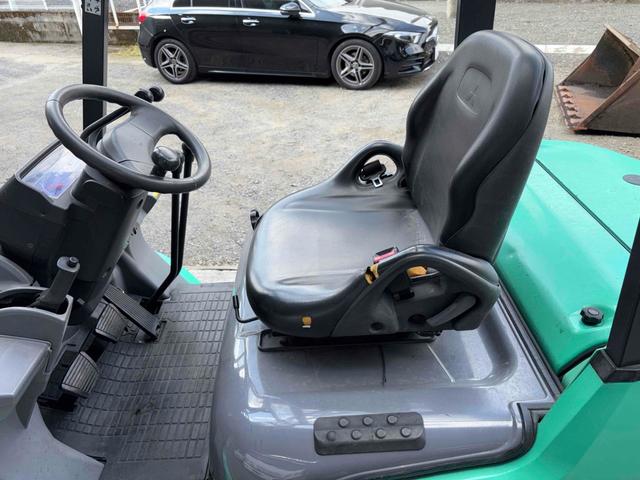 三菱 三菱ガソリンエンジンフォークリフト入荷!! 低稼働メーター870Hr 程度・調子OK!!Vマスト4m フォーク長:1520mm ガソリンエンジン/ダイレクトクラッチ車(17枚目)