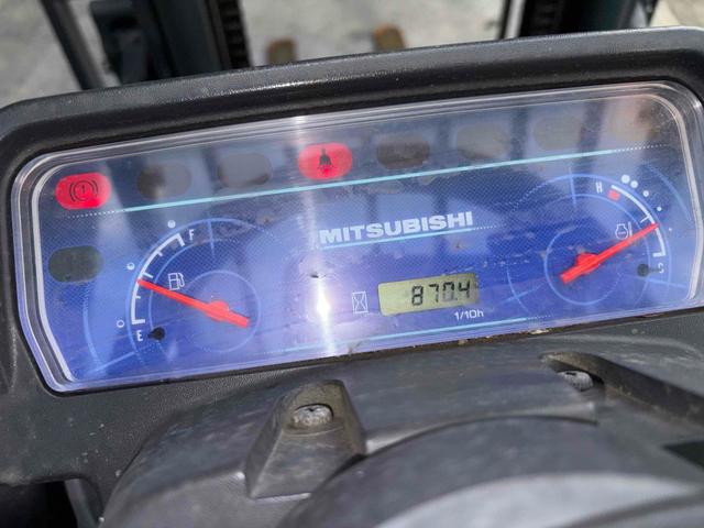 三菱 三菱ガソリンエンジンフォークリフト入荷!! 低稼働メーター870Hr 程度・調子OK!!Vマスト4m フォーク長:1520mm ガソリンエンジン/ダイレクトクラッチ車(18枚目)