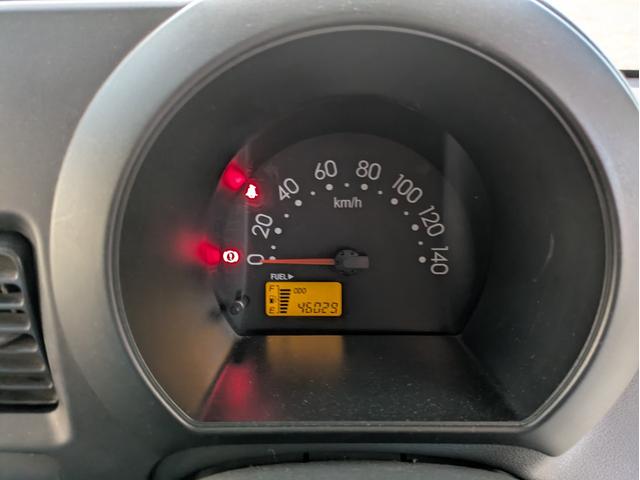 ハイゼットカーゴ DX 5速マニュアル車 車検令和9年8月 走行距離46100km 両側スライドドア 集中ドアロック エアコン パワーステアリング パワーウィンドウ キーレス ダブルエアバッグ 最大積載量350kg(5枚目)