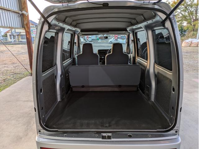 ハイゼットカーゴ DX 5速マニュアル車 車検令和9年8月 走行距離46100km 両側スライドドア 集中ドアロック エアコン パワーステアリング パワーウィンドウ キーレス ダブルエアバッグ 最大積載量350kg(7枚目)