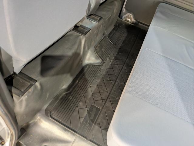 ハイゼットカーゴ DX 5速マニュアル車 車検令和9年8月 走行距離46100km 両側スライドドア 集中ドアロック エアコン パワーステアリング パワーウィンドウ キーレス ダブルエアバッグ 最大積載量350kg(25枚目)