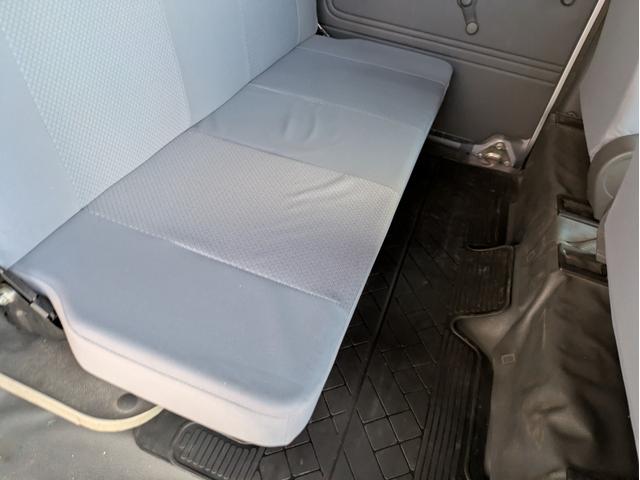 ハイゼットカーゴ DX 5速マニュアル車 車検令和9年8月 走行距離46100km 両側スライドドア 集中ドアロック エアコン パワーステアリング パワーウィンドウ キーレス ダブルエアバッグ 最大積載量350kg(37枚目)