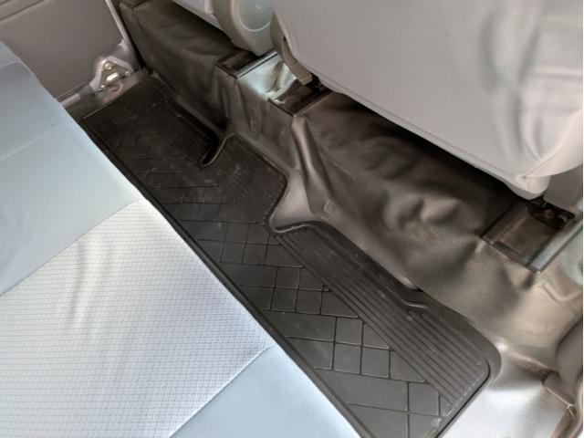 ハイゼットカーゴ DX 5速マニュアル車 車検令和9年8月 走行距離46100km 両側スライドドア 集中ドアロック エアコン パワーステアリング パワーウィンドウ キーレス ダブルエアバッグ 最大積載量350kg(38枚目)