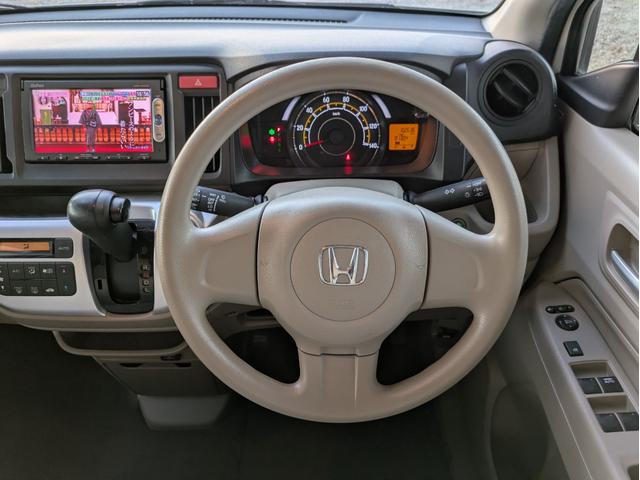 N-WGN G タイヤ4本新品 車検令和9年9月 エンジンプッシュスタート スマートキー アルミホイール 横滑り防止機能 ヘッドライトレベライザー ETC ナビTV AAC DVD再生 アイドリングストップ(3枚目)