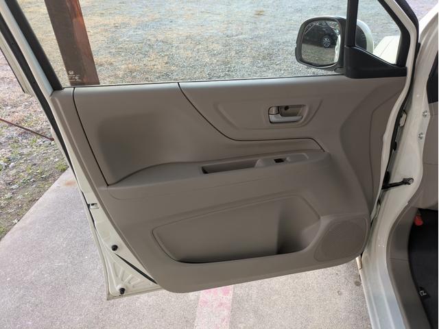 N-WGN G タイヤ4本新品 車検令和9年9月 エンジンプッシュスタート スマートキー アルミホイール 横滑り防止機能 ヘッドライトレベライザー ETC ナビTV AAC DVD再生 アイドリングストップ(22枚目)