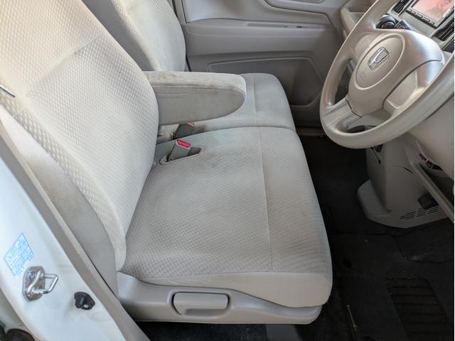 N-WGN G タイヤ4本新品 車検令和9年9月 エンジンプッシュスタート スマートキー アルミホイール 横滑り防止機能 ヘッドライトレベライザー ETC ナビTV AAC DVD再生 アイドリングストップ(50枚目)