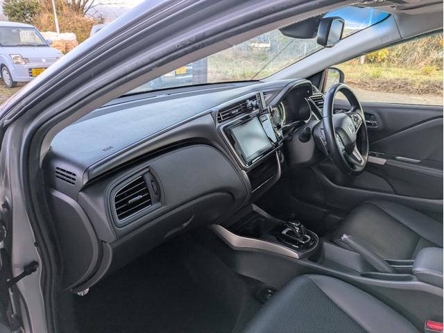 グレイス ハイブリッドＥＸ・ホンダセンシング　衝突被害軽減ブレーキサポート　アダプティクルーズコントロール　社外アルミ　８インチナビ　フルセグＴＶ　Ｒカメラ　ＬＥＤヘッドライト　シートヒーター　スマートキー　ビルトインＥＴＣ　オートライト（23枚目）