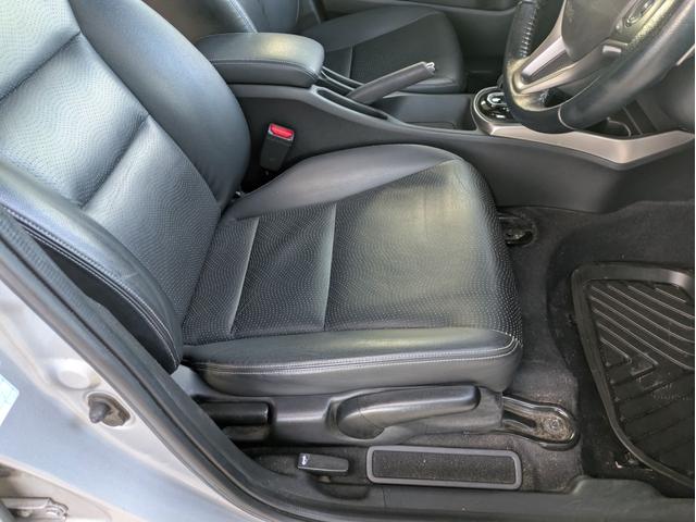 グレイス ハイブリッドＥＸ・ホンダセンシング　衝突被害軽減ブレーキサポート　アダプティクルーズコントロール　社外アルミ　８インチナビ　フルセグＴＶ　Ｒカメラ　ＬＥＤヘッドライト　シートヒーター　スマートキー　ビルトインＥＴＣ　オートライト（48枚目）