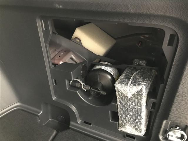 シエンタ ハイブリッドZ カーテンエアバック 地デジフルセグ アクティブクルーズコントロール AC100V給電機能 盗難防止システム 横滑り防止機能 ETC装備 TV・ナビ LEDライト キーフリー パワーステアリング ABS(28枚目)